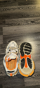 Balenciaga track (5 foto / 5)