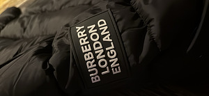 Burberry пуховик (1 фото из 5)