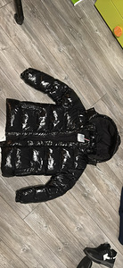 Moncler пуховик (3 фото из 4)