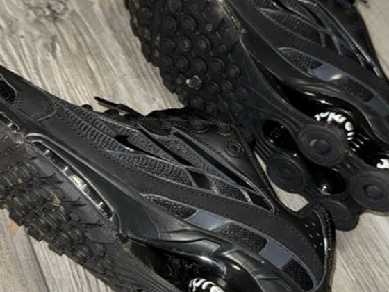 Nike x supreme air shox