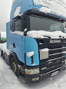 Scania 124 на запчасти (1 фото из 2)