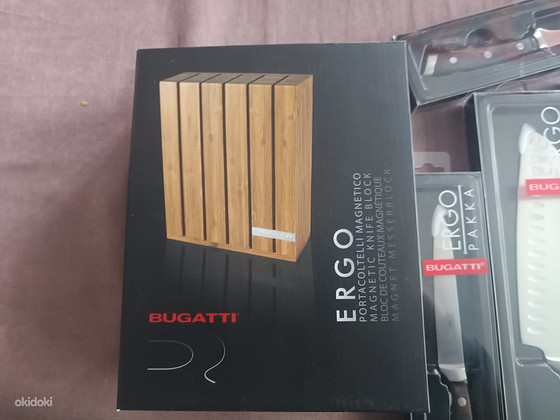 Nugade komplekt alusega