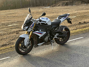BMW S 1000 R (1 foto / 6)