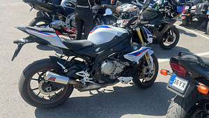 BMW S 1000 R (3 foto / 6)