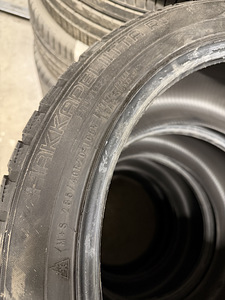 285/40/20 Nokian lamellrehvid 5-6mm (5 foto / 5)