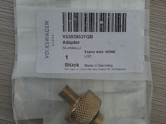 OEM adapter V03839037 QB lämmastiku pumpamiseks õhkvedrustusse