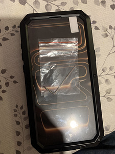 Kaitsekorpus iPhone 17 pro max jaoks (1 foto / 4)