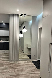 Зеркала (3 фото из 5)