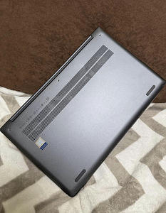 Lenovo Yoga Slim 7 14ARE05 (82A20005MX) (3 фото из 6)