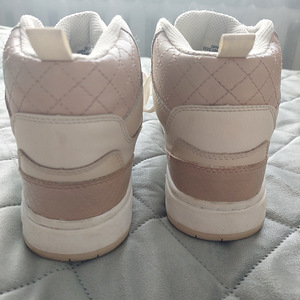 Zara 36 (2 фото из 4)
