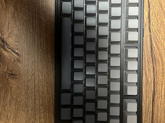 AULA F75 klaviatuur