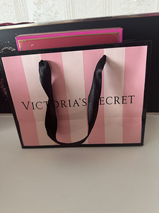 Müün Victoria’s Secret komplekti. (2 foto / 2)