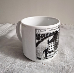 Kolkektsiooni tee-kohviruusid portselaanist 350-200 ml (7 foto / 10)