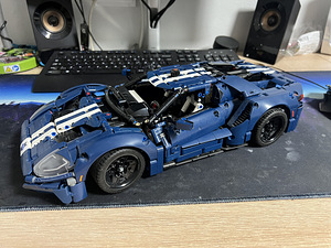 LEGO TECHNIC 2022 Ford GT 42154 (1 foto / 1)