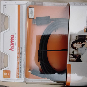 Кабель HDMI (2 фото из 2)