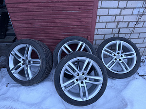 Audi S-line диски с резиной 255/40 R19 (1 фото из 3)