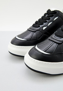 ARMANI (8 фото из 9)