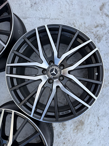 20" диски для Mercedes-Benz GLE 5x112 (производитель AEZ) (1 фото из 10)