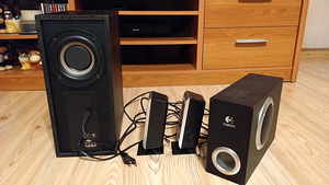 Logitech 2.1 arvutikõlarid Samsung subwooferiga (3 foto / 3)