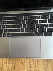 Apple MacBook Pro 13” (2017) – 8GB RAM, 256GB SSD (2 foto / 7)