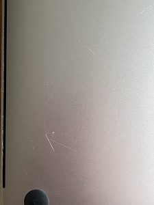 Apple MacBook Pro 13” (2017) – 8GB RAM, 256GB SSD (5 foto / 7)