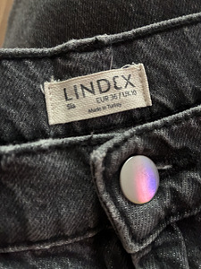 Sirge ja laia lõikega teksad Lindex (3 foto / 5)