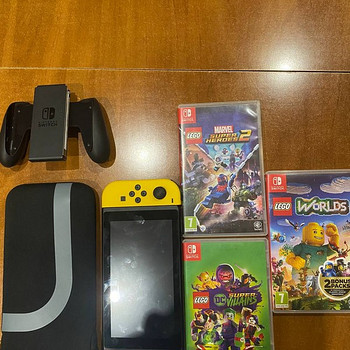 Nintendo Switch Fortnite Wildcat Bundle