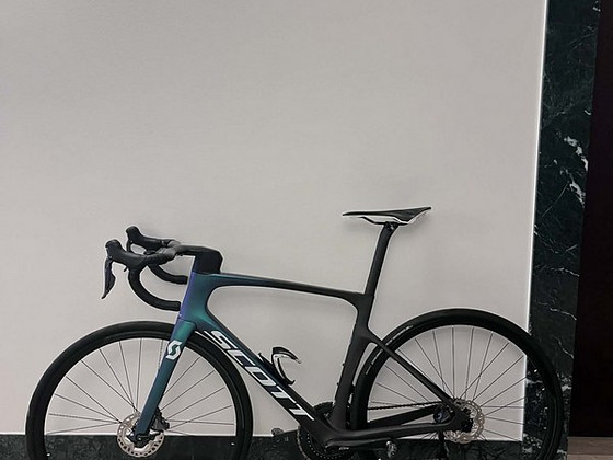 Scott Foil RC30 Ultegra Di2 aero maanteeratas+võimsusmõõtja