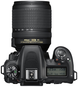 Nikon D7500 18-105mm f/3.5-5.6G ED VR (4 фото из 6)