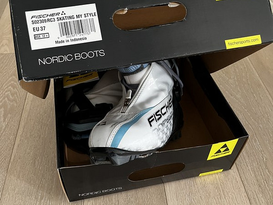 Naiste suusasaapad Fischer RC3 Skating My Style