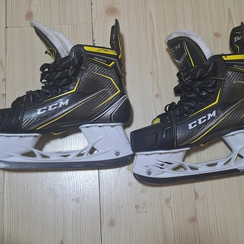 CCM Tacks uisud.