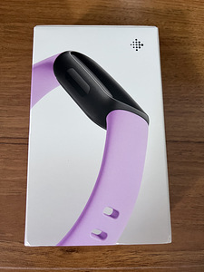 Фитнес-часы Fitbit (2 фото из 6)