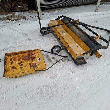Müüa suusaraja masin ATVle.