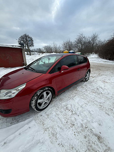 Citroen C4 1.6 bensiin 2005, automaat, panoraamkatus (2 foto / 14)