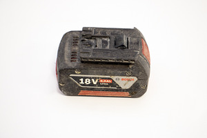Bosch 18V 5.0Ah (3 foto / 3)