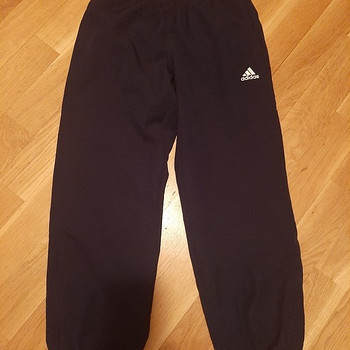 Adidas spordipüksid uued, suurus 128 cm