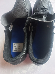 Футбольные бутсы Nike (4 фото из 6)