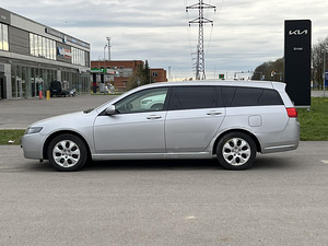 HONDA ACCORD TOURER (4 foto / 11)