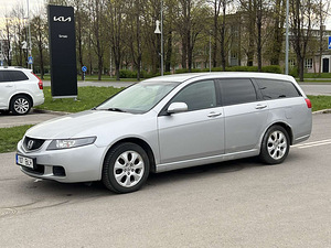HONDA ACCORD TOURER (1 foto / 11)