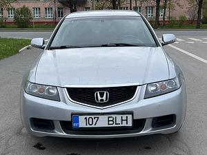 HONDA ACCORD TOURER (3 foto / 11)