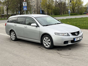 HONDA ACCORD TOURER (2 foto / 11)