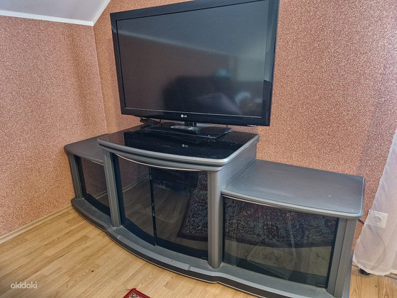 ТВ тумба со стеклом