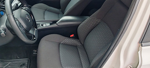 Toyota CHR 1,8 hybrid 2021 (10 foto / 15)