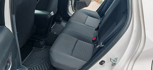 Toyota CHR 1,8 hybrid 2021 (12 foto / 15)