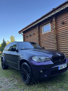 BMW X5 (10 foto / 11)