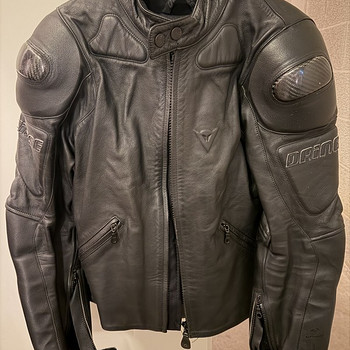 Dainese nahktagi