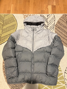 Nike зимняя куртка (1 фото из 4)