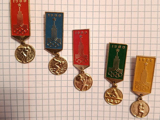 Значки Олимпиада80 оригинал комплект