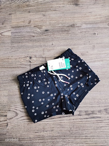 UUED H&M Hello Kitty riided s110/116 (3 foto / 10)