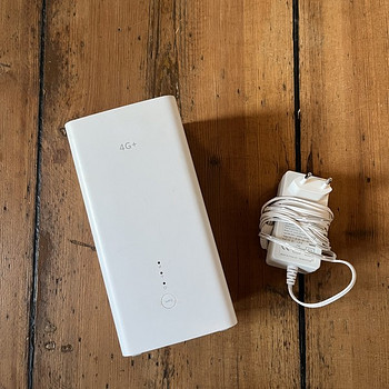 HUAWEI B628-350 РОУТЕР